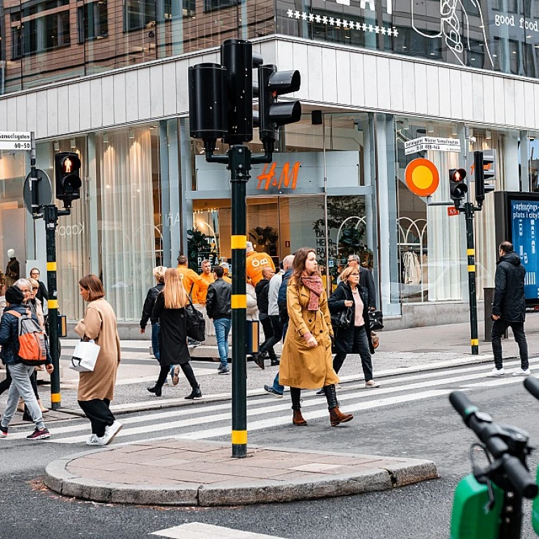 Mastering Item Data Management for Effective Change Management